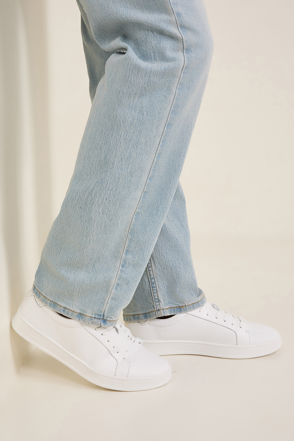 נעלי סניקרס